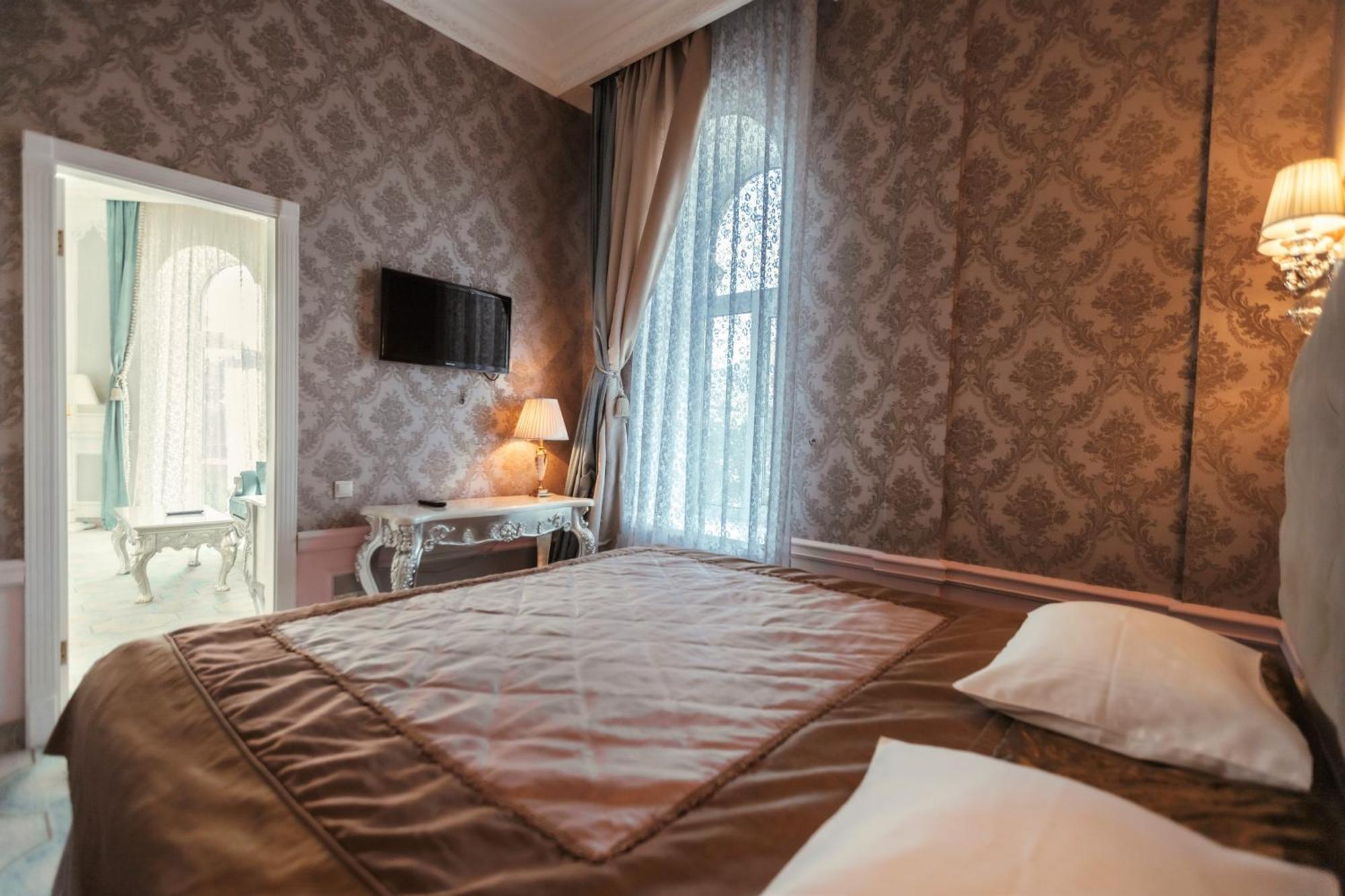 Royal Grand Hotel Kijev Szoba fotó