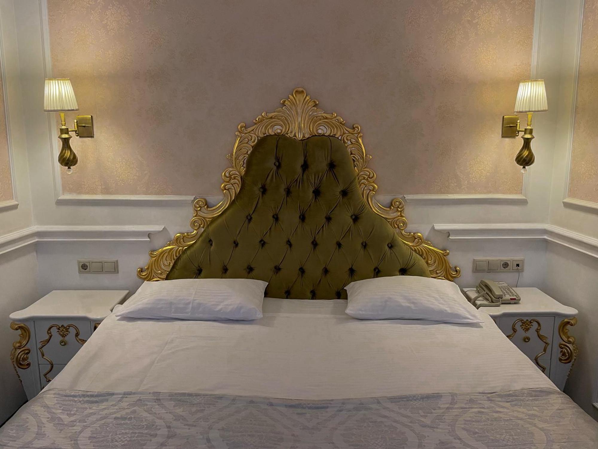 Royal Grand Hotel Kijev Szoba fotó