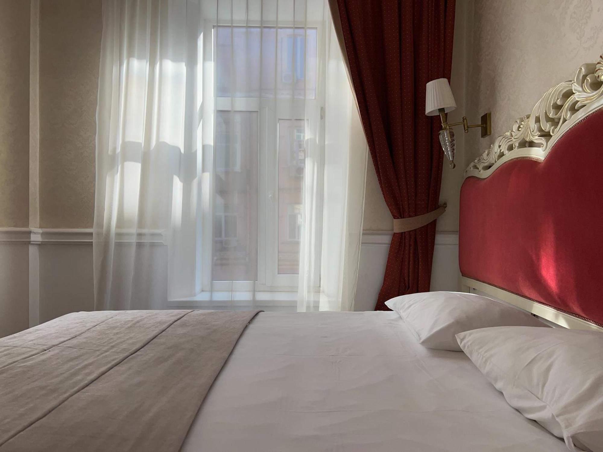 Royal Grand Hotel Kijev Szoba fotó