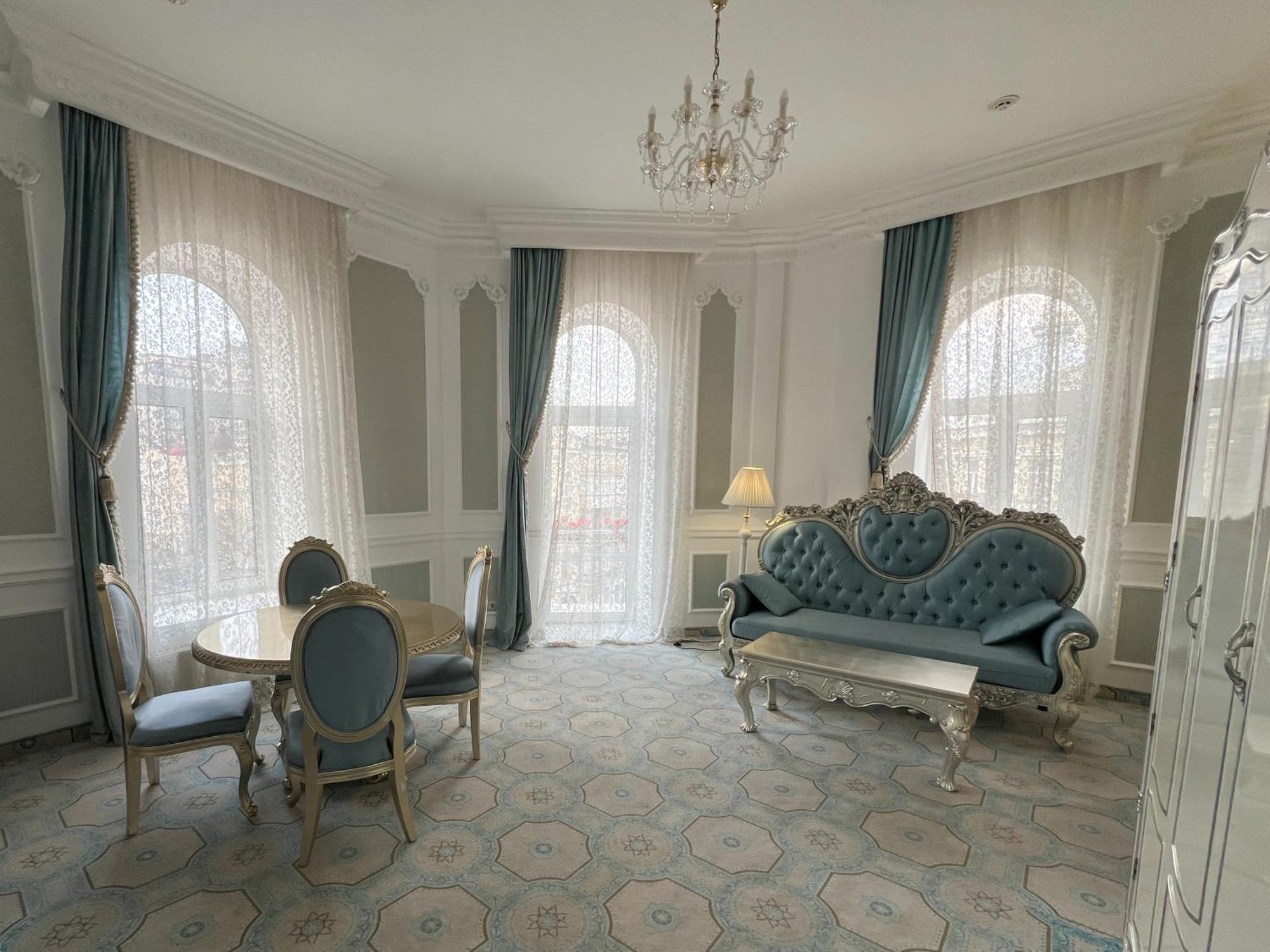 Royal Grand Hotel Kijev Szoba fotó