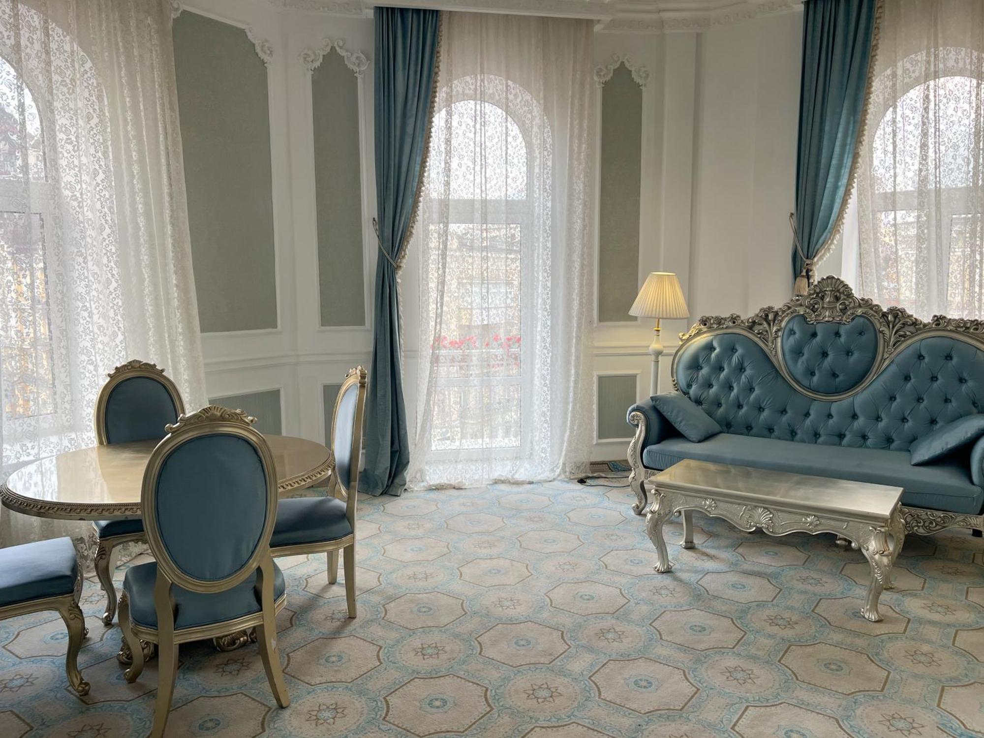 Royal Grand Hotel Kijev Kültér fotó